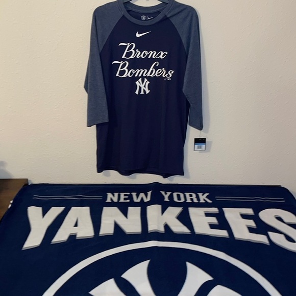 - NWT New York Yankees Blanket / Top has solid separate - Picture 5 of 17